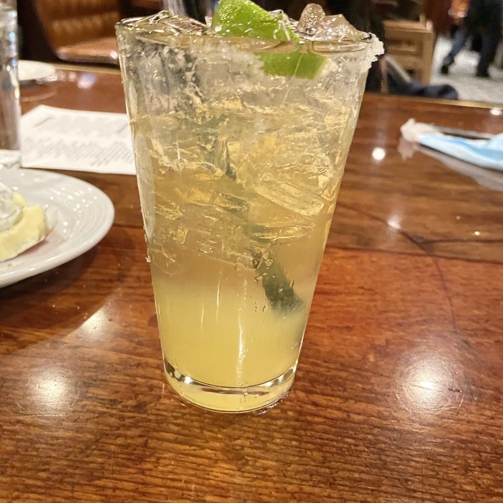 Oyster Bar - Cadillac Margherita - Seafood Near Me - Sparks, Nevada