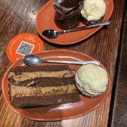 Chocolateria San Churro - Chocolate cake yum. Molten goodness w vanilla gelato.
