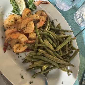 Captain Al's Steak and Seafood - Shrimp and green beans - Seafood Near Me - Gulfport, Mississippi Captain Al's Steak and Seafood - Shrimp and green beans - Seafood Near Me - Gulfport, Mississippi