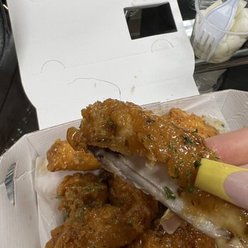bb.q Chicken Plano Preston - Hair that was cooked into the wing - Chicken Wings Near Me - Plano, Texas bb.q Chicken Plano Preston - Hair that was cooked into the wing - Chicken Wings Near Me - Plano, Texas
