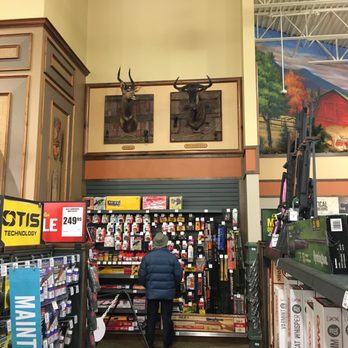 Cabela's - Outdoor Gear Near Me - Cheektowaga, New York