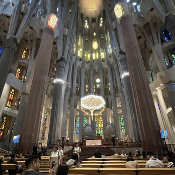 Julia Travel - Travel Services Near Me - Barcelona, B