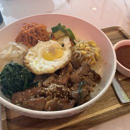 Cauliflower Bibimbop with chicken Cauliflower Bibimbop with chicken