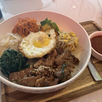 Kimbop - Cauliflower Bibimbop with chicken - Korean Near Me - Miami, Florida Kimbop - Cauliflower Bibimbop with chicken - Korean Near Me - Miami, Florida