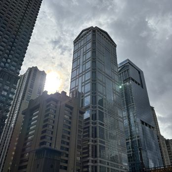 Chicago Architecture Center - Looking up during the boat tour! - Museums Near Me - Chicago, Illinois