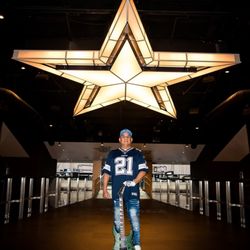 Bob-FM 103.5 - Robert Rodriguez AT&T Stadium