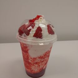 Tempting Tiki - Strawberry milkshake
