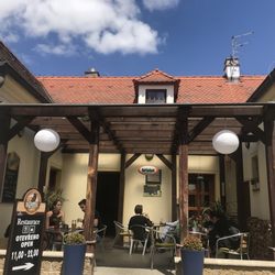 Restaurace U Balánů - Outside patio