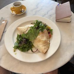 Ivy & Bros - Quesadilla, espresso