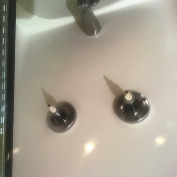 Grand Canyon Inn - No knobs in bathroom - Hotels Near Me - Williams, Arizona Grand Canyon Inn - No knobs in bathroom - Hotels Near Me - Williams, Arizona