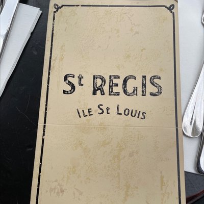 Le Saint Regis by null