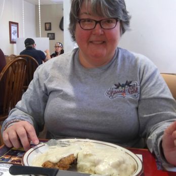 Sandy's Country Junction - The Hunny models her chicken fried steak and buttered corn. - Coffee & Tea Near Me - Clovis, California Sandy's Country Junction - The Hunny models her chicken fried steak and buttered corn. - Coffee & Tea Near Me - Clovis, California