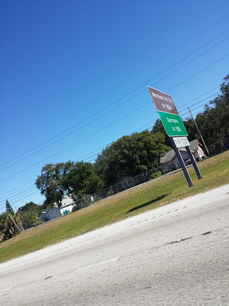 Open for Business EATONVILLE TOWN OF 118 S West Ave, Maitland