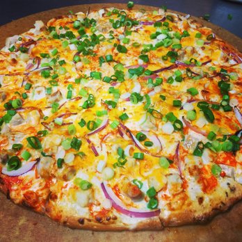 Delish Pizza - Buffalo Chicken Pizza "Delish Creations" This pizza needs no introduction. - Pizza Near Me - Gold River, California