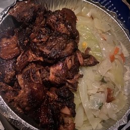Jerk pork with cabbage, excellent! Jerk pork with cabbage, excellent!