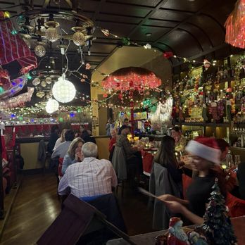 Planter's House - Sippin Santa - Cocktail Bars Near Me - Saint Louis, Missouri