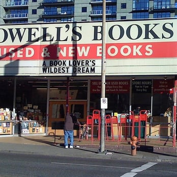 Pearl District - Powell's Books - Local Flavor Near Me - Portland, Oregon Pearl District - Powell's Books - Local Flavor Near Me - Portland, Oregon