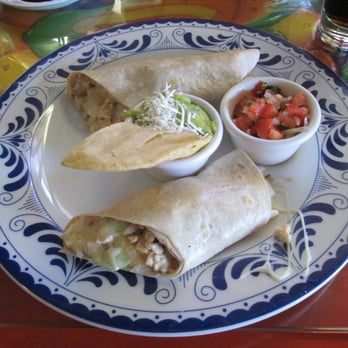 Mextreme - Chicken Burrito - Mexican Near Me - Cancún, ROO Mextreme - Chicken Burrito - Mexican Near Me - Cancún, ROO