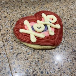 Blondie's Cookies - The big Valentine's Day cookies