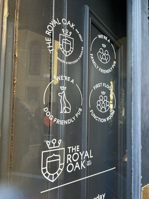 The Royal Oak by null