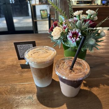 Cupitol Coffee & Eatery - Coffee & Tea Near Me - Chicago, Illinois Cupitol Coffee & Eatery - Coffee & Tea Near Me - Chicago, Illinois