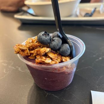 Vale Healthy Kitchen - Mini freebie açaí bowl! - Acai Bowls Near Me - Fort Lauderdale, Florida Vale Healthy Kitchen - Mini freebie açaí bowl! - Acai Bowls Near Me - Fort Lauderdale, Florida