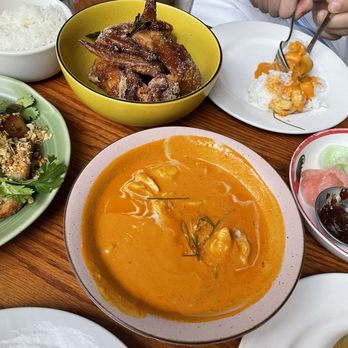 Fish Cheeks - Crab curry, wings - Seafood Near Me - New York, New York Fish Cheeks - Crab curry, wings - Seafood Near Me - New York, New York