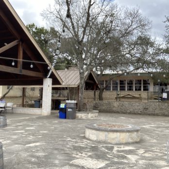 Driftwood Estate Winery - Wineries Near Me - Driftwood, Texas