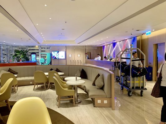 JEN Hong Kong by Shangri-La by null