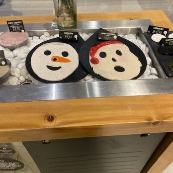 LUSH - Mask - Cosmetics & Beauty Supply Near Me - Brea, California