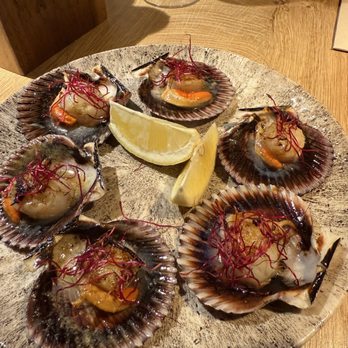 Jamón y Vino - Scallops - Spanish Near Me - Barcelona, B