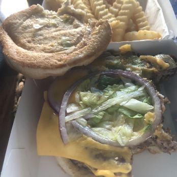 Culver's - Hardly any lettuce or onion!!! - Fast Food Near Me - Louisville, Kentucky