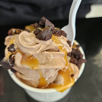 Swirl'in - Custom swirl - Ice Cream & Frozen Yogurt Near Me - Evesham, New Jersey