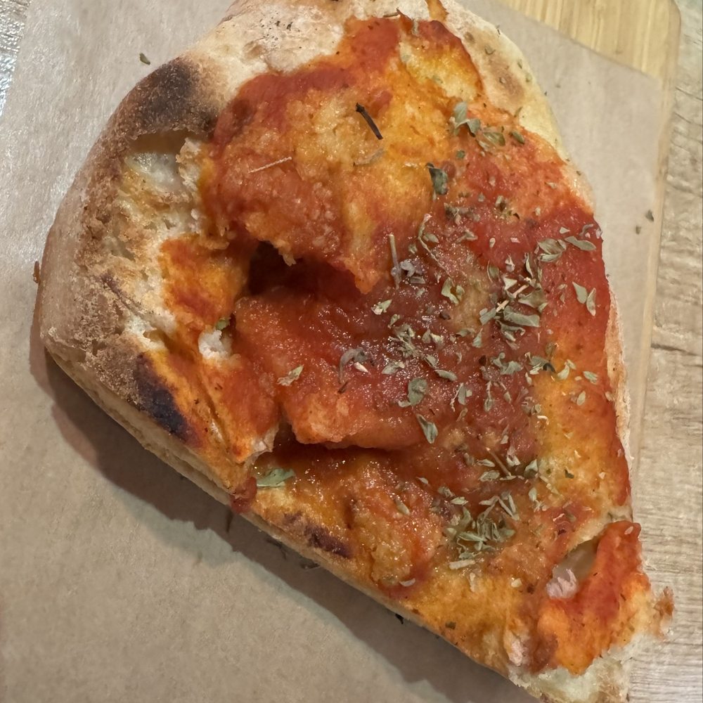 Pasta Market - Focaccia tomato and basil - Italian Near Me - Barcelona, B Pasta Market - Focaccia tomato and basil - Italian Near Me - Barcelona, B