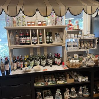 TehachaPie at Mill Street Kitchen - Beautiful gift sets - Bakeries Near Me - Tehachapi, California TehachaPie at Mill Street Kitchen - Beautiful gift sets - Bakeries Near Me - Tehachapi, California