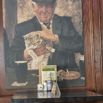 Hennessey's Tavern - Juice Bars & Smoothies Near Me - Seal Beach, California