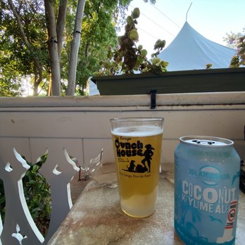 Key Largo Conch House - Coconut Keylime Ale - Seafood Near Me - Key Largo, Florida