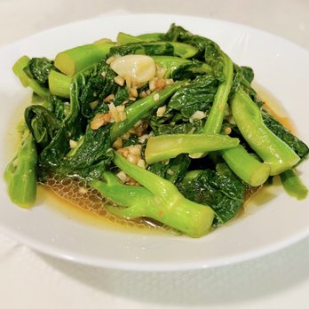 Spring Dumplings 富春餐厅 - Garlic Chinese Broccoli - Asian Fusion Near Me - Rosemead, California