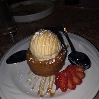 Provaré - Butter cake - Seafood Near Me - Houston, Texas