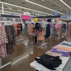 Walmart Supercenter, Fairmont