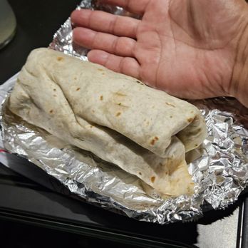 Cornejo Tacos - So you can get somewhat of a refrance of the size. - Food Trucks Near Me - Bakersfield, California Cornejo Tacos - So you can get somewhat of a refrance of the size. - Food Trucks Near Me - Bakersfield, California