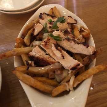 Democracy Brewing - Poutine with chicken - American Near Me - Boston, Massachusetts Democracy Brewing - Poutine with chicken - American Near Me - Boston, Massachusetts