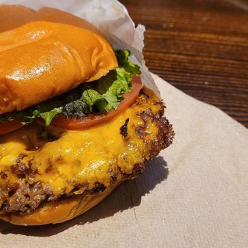 Shake Shack Uptown Plaza - Camelback & Central - Single shack burger - Burgers Near Me - Phoenix, Arizona Shake Shack Uptown Plaza - Camelback & Central - Single shack burger - Burgers Near Me - Phoenix, Arizona