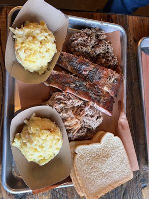 Mac's BBQ by null