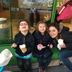 Domi's - Ice cream with friends!