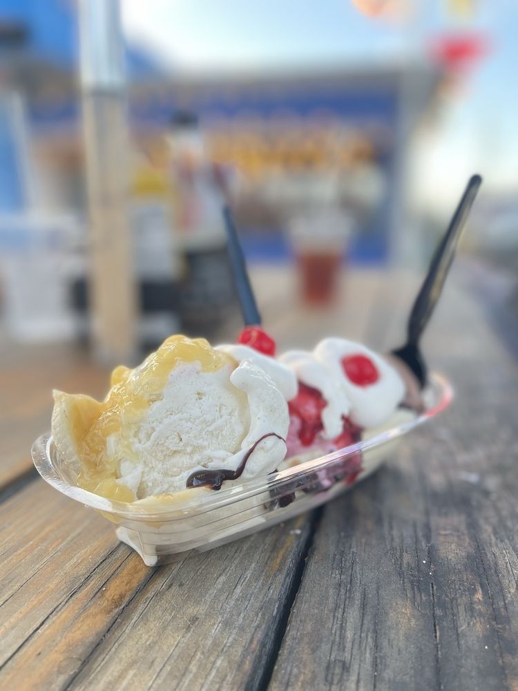 Snow Bird Burgers & Cones