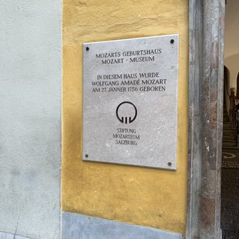 Mozarts Geburtshaus - Museums Near Me - Salzburg, 5