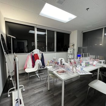 Colorbrity - This is where all the magic happens! - Personal Shopping Near Me - Los Angeles, California