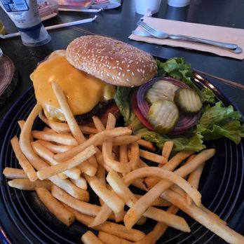Molly Butler’s - Cheeseburger - Steakhouses Near Me - Greer, Arizona