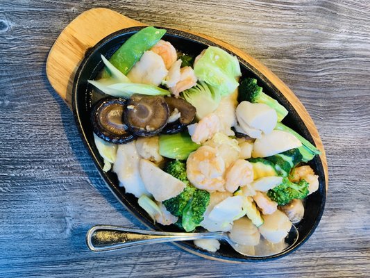 Hong's Gourmet by null